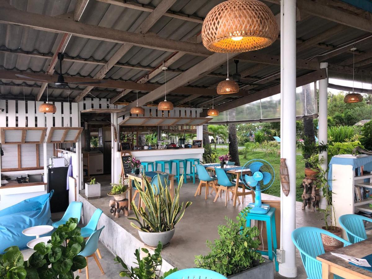 Le Petit Saint Tropez Hotel Khanom Ngoại thất bức ảnh