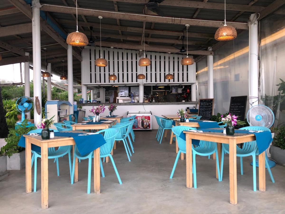 Le Petit Saint Tropez Hotel Khanom Ngoại thất bức ảnh