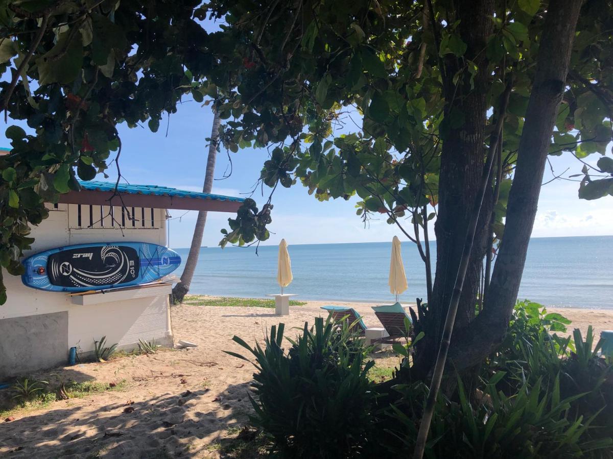 Le Petit Saint Tropez Hotel Khanom Ngoại thất bức ảnh