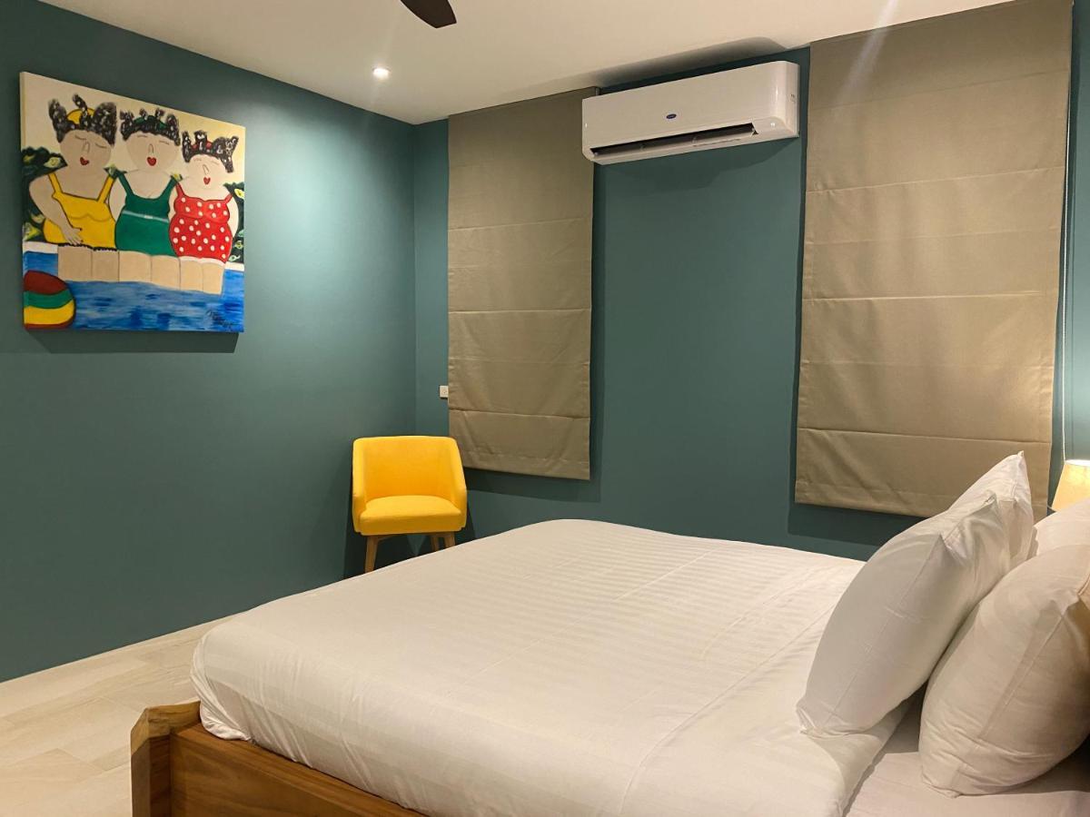 Le Petit Saint Tropez Hotel Khanom Ngoại thất bức ảnh